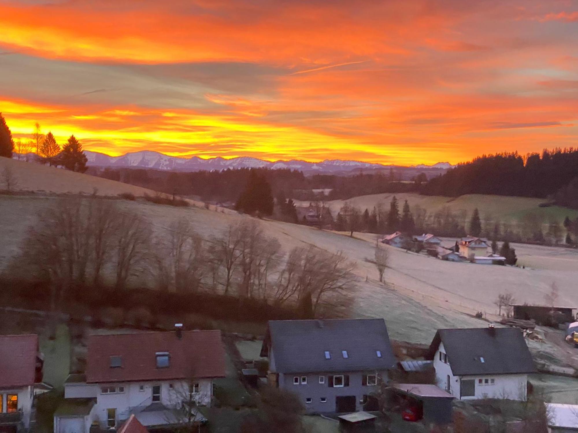 Ferienwohnung Bergblick Wangen Im Allgaeu Mit Garten, 2022 Komplett Renoviert Eksteriør bilde